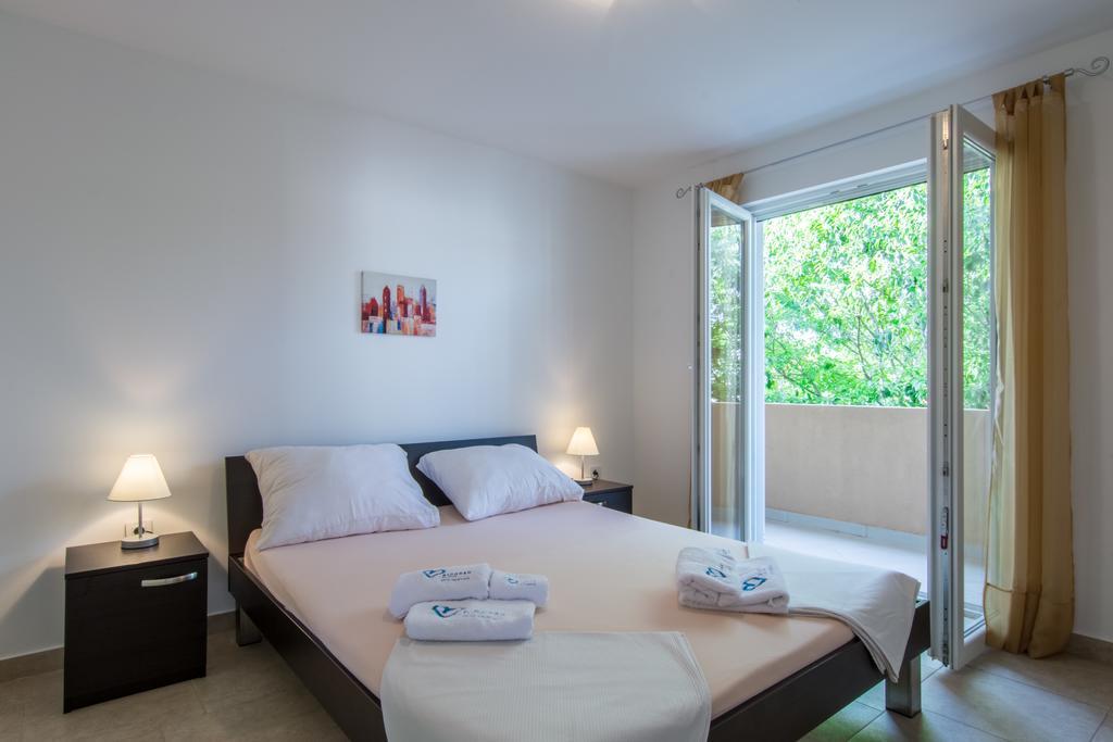 Apartments Domuzin Biograd Na Moru Exterior foto